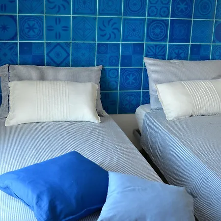 La Casa Bianca Di ベッド・アンド・ブレックファスト 4*